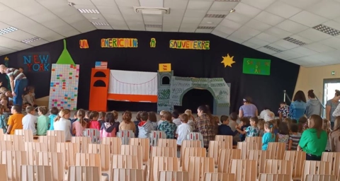 Préparation spectacle fin d'année  de l'école 04